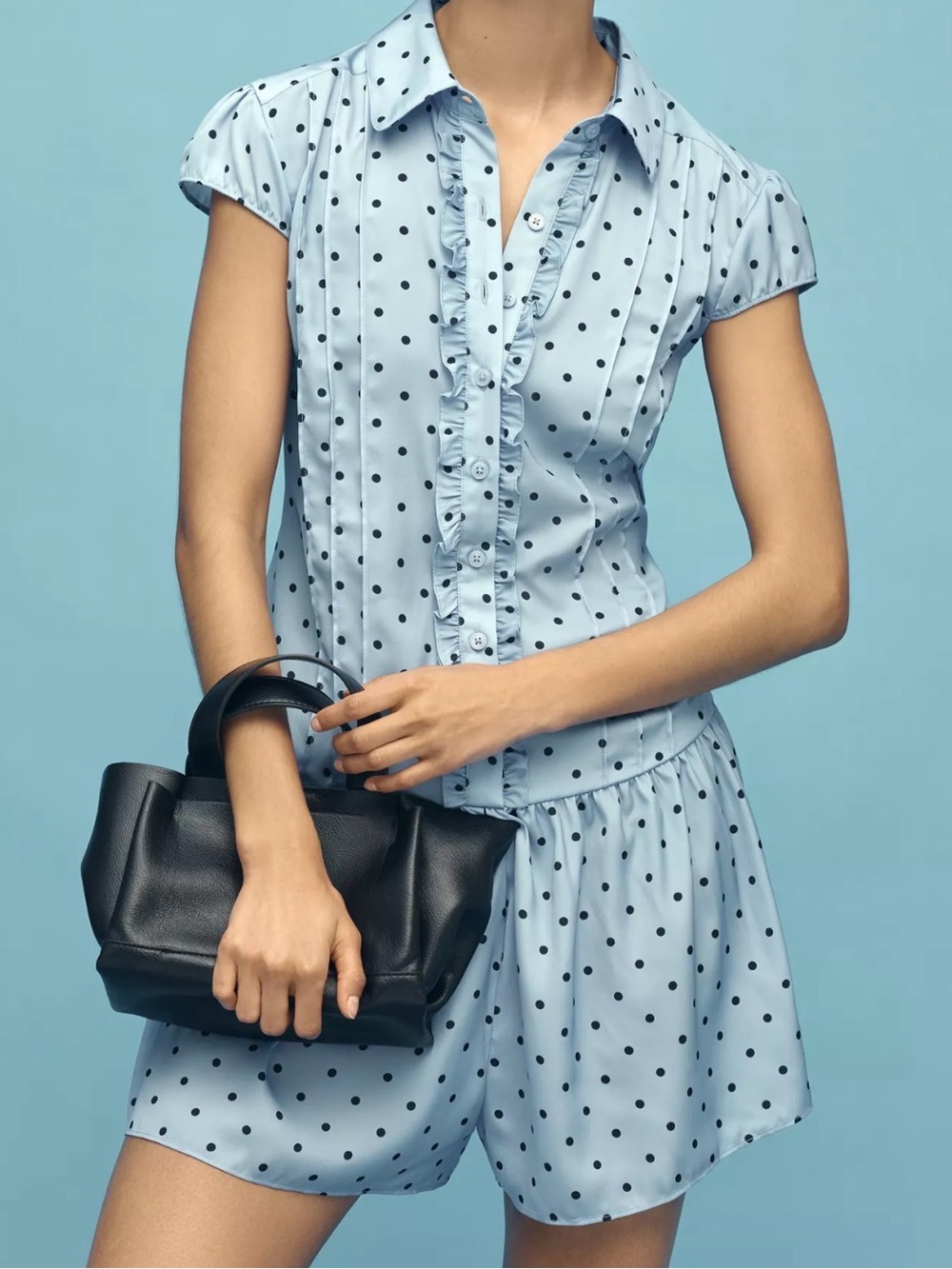 Maeve Anthropologie NWT Size Large Blue Patte Cap Sleeve Button Front Romper